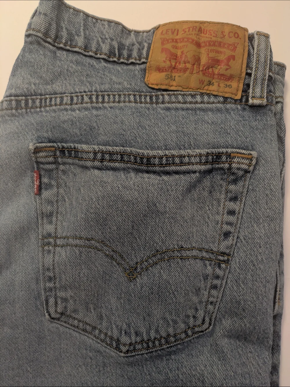 Levi's Men's Light Blue 541 Classic Straight Jeans